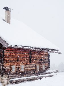 Winterhütte, Unsplash
